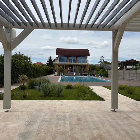 Homestay Admar & Restaurant Costinesti